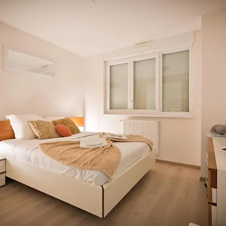 L'equinox アパート ボウルクハイム