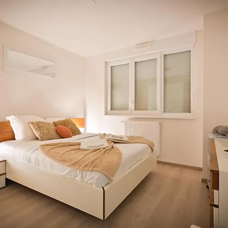 L'equinox アパート